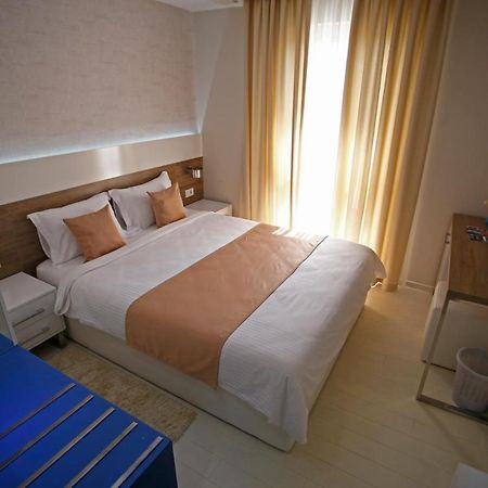 Rox Motel Modrica Dış mekan fotoğraf