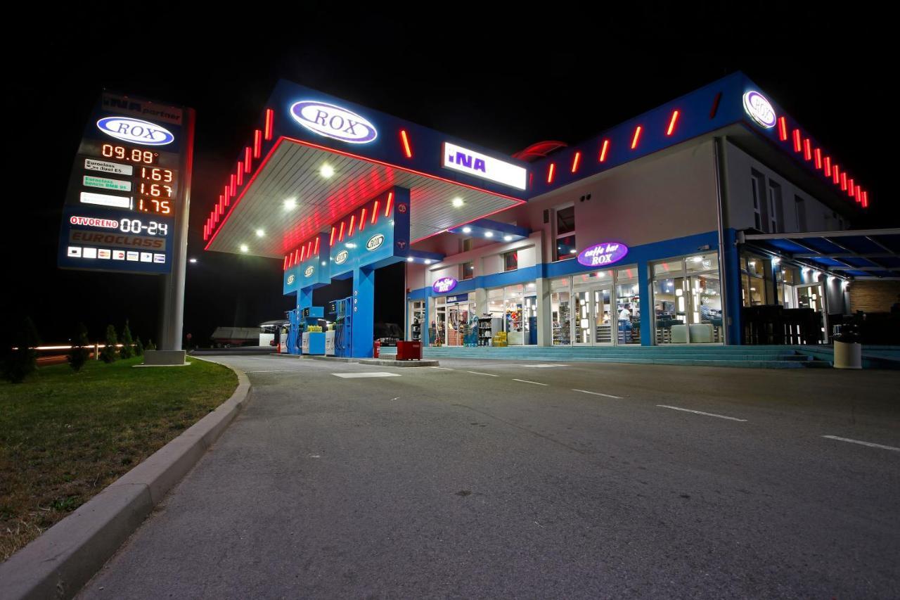 Rox Motel Modrica Dış mekan fotoğraf