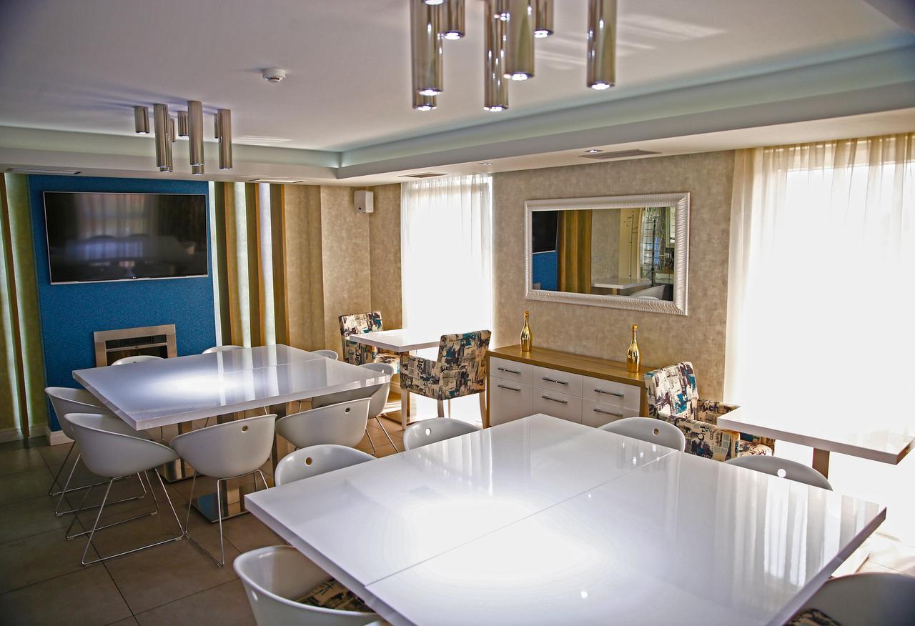 Rox Motel Modrica Dış mekan fotoğraf